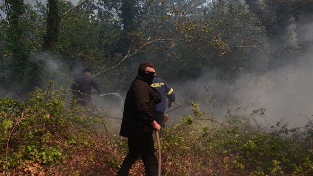 Mήνυμα 112 για εκκένωση της περιοχής Κρασά Άνω Βριλησσίων - Εκκενώνεται προληπτικά το  «Αμαλία Φλέμινγκ»