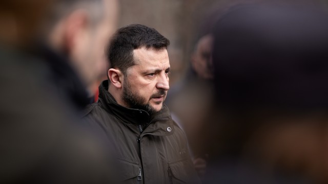Ζελένσκι: βορειοκορεατικός ο πύραυλος με τον οποίο η Ρωσία χτύπησε το Κίεβο