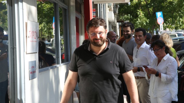 Ζαχαριάδης: Ορθώς υπερασπίστηκα το «Πατρίς-Θρησκεία-Οικογένεια» του Κασσελάκη