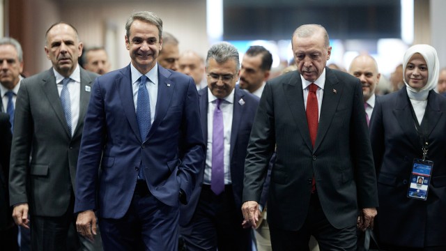 Ελληνοτουρκικά: οι στόχοι και οι προσδοκίες της ελληνικής πλευράς για τη συνάντηση με Ερντογάν και οι ελπίδες για το Κυπριακό