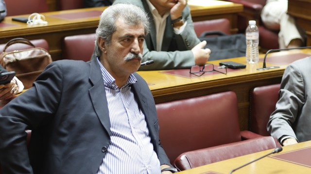 Παύλος Πολάκης σε Στέφανο Κασσελάκη: Να μετρηθούμε σε θέσεις, όχι σε βιντεάκια