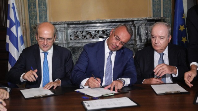 Παραχώρηση της Αττικής οδού για 25 χρόνια – Μείωση των διοδίων στα 2,5 ευρώ