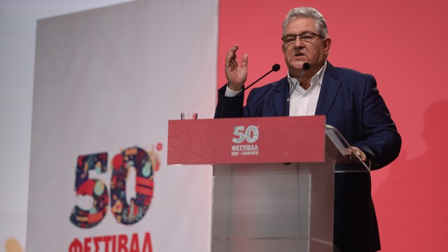 Δημητρης Κουτσούμπας στο 50ο Φεστιβάλ ΚΝΕ- «Οδηγητή»: Εδώ ζωντανεύει η ελπίδα της εργατικής τάξης