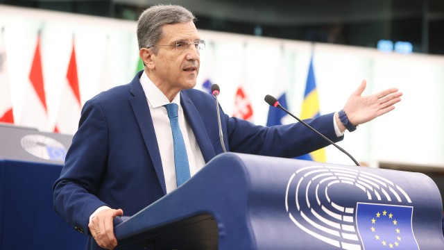 Γιώργος Αυτιάς: δέκα προτάσεις στο ΕΛΚ για τη στεγαστική κρίση – Ερώτηση στην Κομισιόν