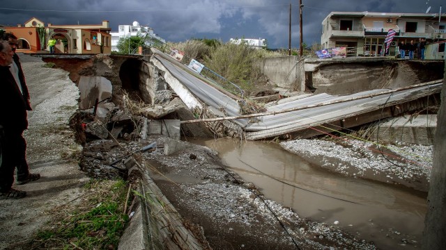 Κακοκαιρία Bora: Λήμνος και Ρόδος ζητούν να κηρυχθούν σε κατάσταση έκτακτης ανάγκης