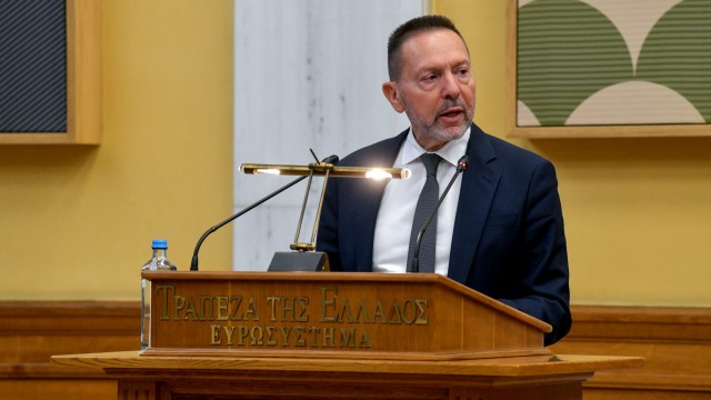 Γιάννης Στουρνάρας: Η οικονομία είναι στον σωστό δρόμο