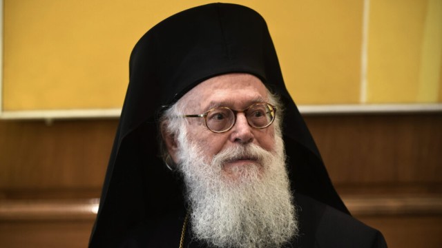 Αρχιεπίσκοπος Αναστάσιος: ραγδαία επιδείνωση της υγείας του - Διασωληνώθηκε στη ΜΕΘ