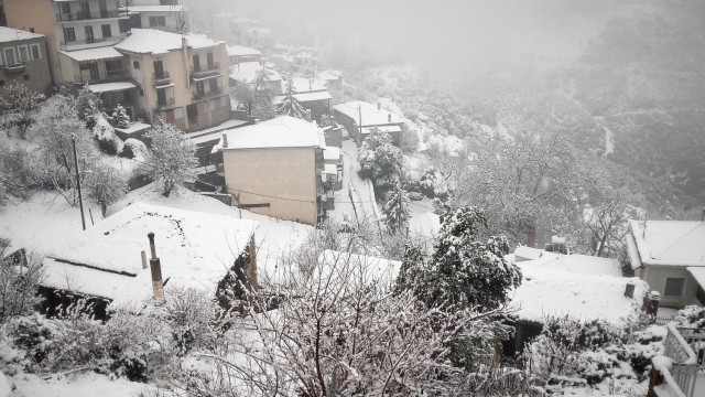 Η ατομική ευθύνη και του Έλληνα ο τράχηλος που ζυγό δεν υπομένει...