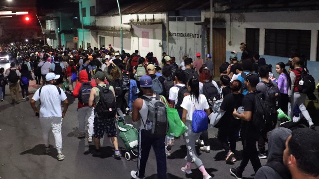 Μεξικό: καραβάνι με χιλιάδες μετανάστες ξεκίνησε για τα σύνορα με τις ΗΠΑ