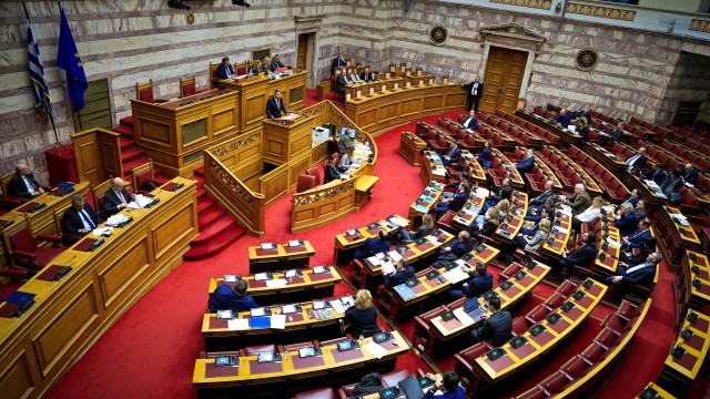 Η οπισθοδρομική κομπανία του Ανδρουλάκη