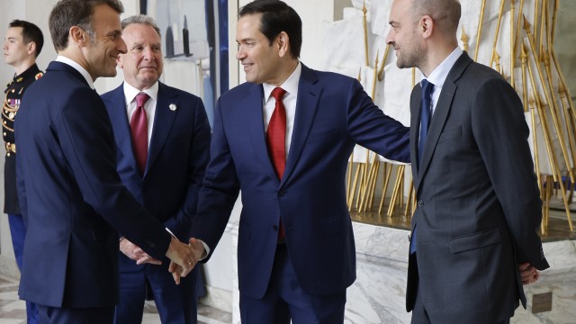Bloomberg: το σχέδιο των ΗΠΑ για την Ουκρανία που παρουσιάστηκε στο Παρίσι