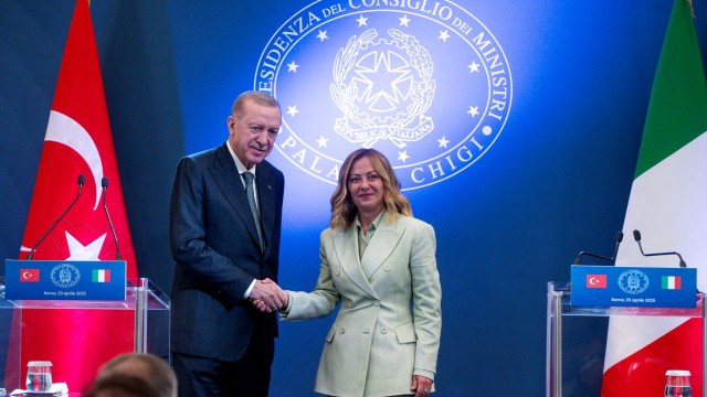 Συνάντηση Ερντογάν-Μελόνι: Οι σχέσεις μας ενισχύονται και γίνονται καλύτερες μέρα με τη μέρα