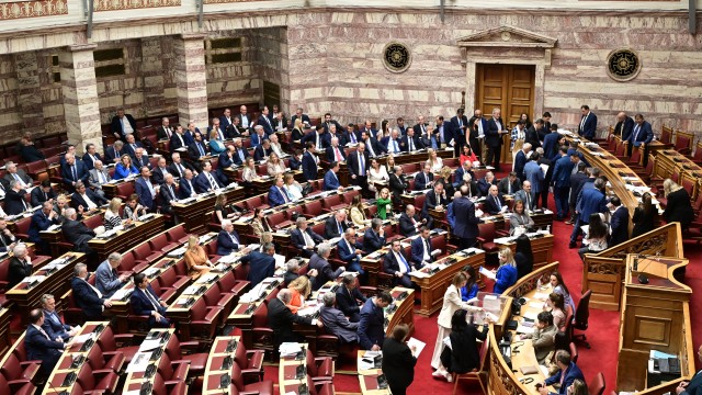Το αίσχος της εσχάτης προδοσίας και η λάσπη στον ανεμιστήρα