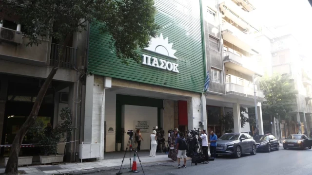 Προβληματισμός στο ΠΑΣΟΚ για τα χρέη του κόμματος: Αυξήθηκαν, παρά τις εξαγγελίες Ανδρουλάκη