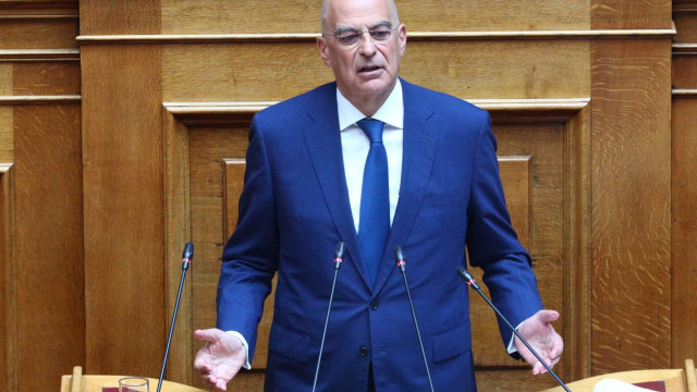 Ξέχασε να πει ο Νίκος Δένδιας ποιος υπουργός του ΣΥΡΙΖΑ διέμενε στο πολυτελές ρετιρέ Ακαδημίας και Αμερικής