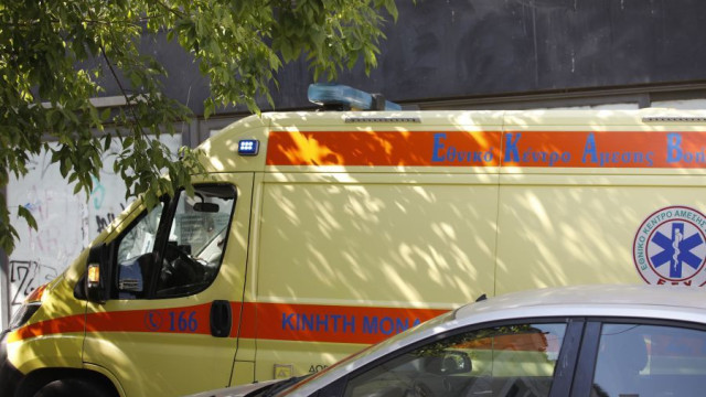 Τουριστικό λεωφορείο «καρφώθηκε» στο διαχωριστικό στη Ν.Ε.Ο. Αθηνών–Λαμίας – Έξι τραυματίες στο νοσοκομείο