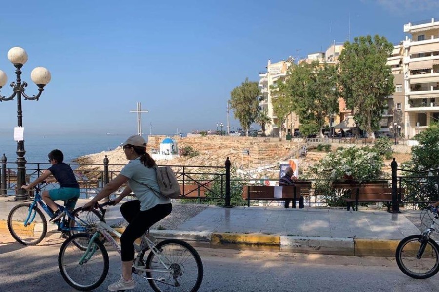 Πειραιάς: μαγευτική ποδηλατοβόλτα με θέα τη θάλασσα