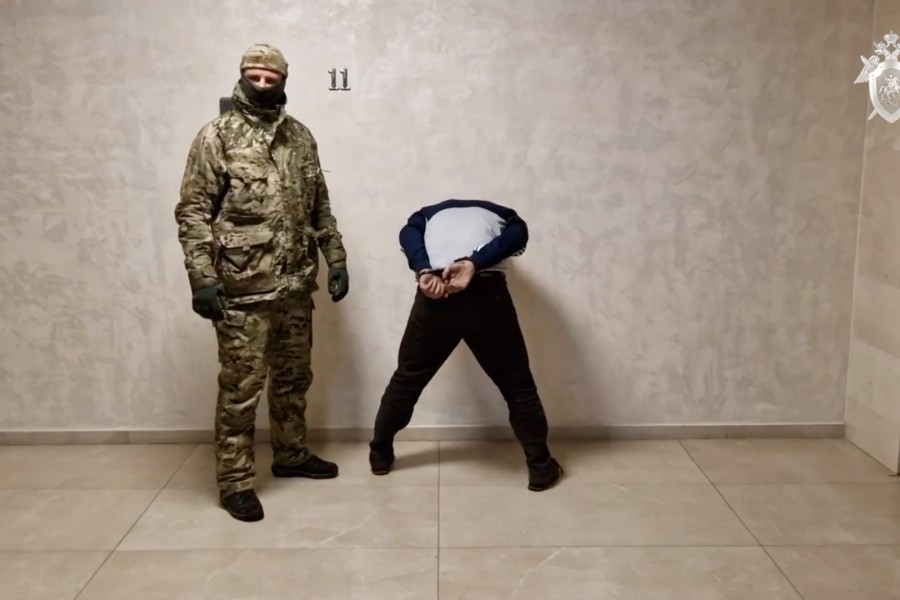 Μακελειό στη Μόσχα: με δεμένα μάτια γίνεται η ανάκριση των υπόπτων της σφαγής