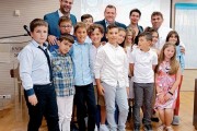 Μαθητές της Ηλιούπολης που αγαπούν τη Μεγαλόνησο υποδέχτηκε στο γραφείο του ο Κύπριος πρέσβης
