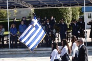 Αθήνα: Ολοκληρώθηκε η μαθητική παρέλαση στο κέντρο (φωτο)