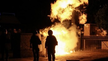 Μάνος Βουλαρίνος: Η… επικίνδυνη κατοχή μολότοφ και η ακίνδυνη… ρίψη τους Μάνος Βουλαρίνος: Η… επικίνδυνη κατοχή μολότοφ και η ακίνδυνη… ρίψη τους