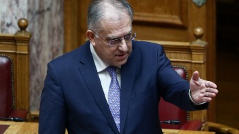 Θεοδωρικάκος: Μαζί με τον Κατρούγκαλο αποσύρονται και οι ψηφοφόροι του ΣΥΡΙΖΑ Θεοδωρικάκος: Μαζί με τον Κατρούγκαλο αποσύρονται και οι ψηφοφόροι του ΣΥΡΙΖΑ