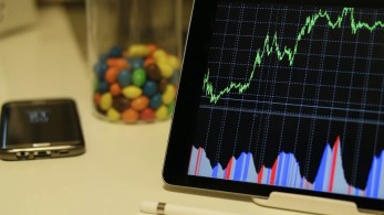 ΚΕΠΕ: μοναδική η ευκαιρία της Ελλάδας να αναδειχθεί ως «πρότυπο» στην οικονομία - Οι τρεις προκλήσεις ΚΕΠΕ: μοναδική η ευκαιρία της Ελλάδας να αναδειχθεί ως «πρότυπο» στην οικονομία - Οι τρεις προκλήσεις