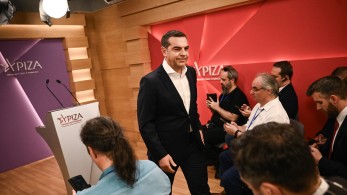 Αλέξης Τσίπρας: η επικοινωνία του με τον Γιώργο Παπανδρέου Αλέξης Τσίπρας: η επικοινωνία του με τον Γιώργο Παπανδρέου