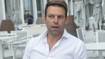 Ξεθωριάζει ο αρχικός ενθουσιασμός του νεόκοπου ΣΥΡΙΖΑίου Ξεθωριάζει ο αρχικός ενθουσιασμός του νεόκοπου ΣΥΡΙΖΑίου
