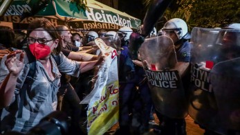 Τέσσερις προσαγωγές στα Εξάρχεια - Εμπόδιζαν την είσοδο στο εργοτάξιο του μετρό Τέσσερις προσαγωγές στα Εξάρχεια - Εμπόδιζαν την είσοδο στο εργοτάξιο του μετρό