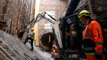 Μέσα στο εργοτάξιο της Γραμμής 4 του Μετρό στην Αθήνα (Βίντεο) Μέσα στο εργοτάξιο της Γραμμής 4 του Μετρό στην Αθήνα (Βίντεο)