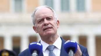 Τασούλας για Πετρούνια: Αποτελεί πηγή υπερηφάνειας και έμπνευσης για όλους μας