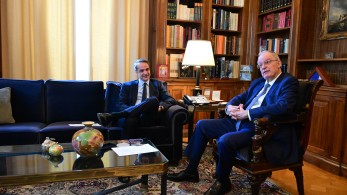 Συνάντηση Μητσοτάκη με Τασούλα στο Προεδρικό Μέγαρο