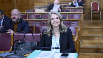 Γκάφα Μιλένας Αποστολάκη στην Εξεταστική του ΟΠΕΚΕΠΕ: Ρωτούσε γιατί εκλήθη μάρτυρας που είχε καλέσει η ίδια (video)