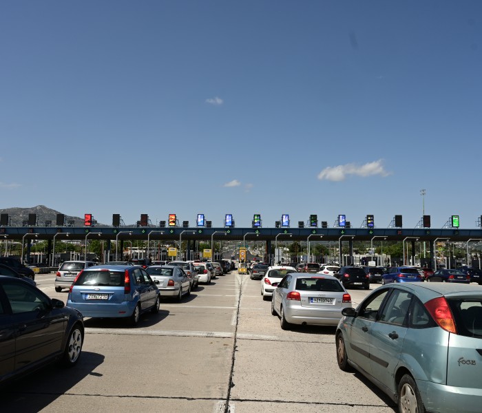 Σε εξέλιξη η έξοδος για το Πάσχα: κίνηση για γερά νεύρα στους αυτοκινητόδρομους, πληρότητα 100%